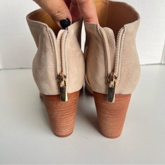 Belle & Bloom Midnight Special Suede Ankle Boot - Sand. Size: 10 US. NIB - Picture 5 of 16